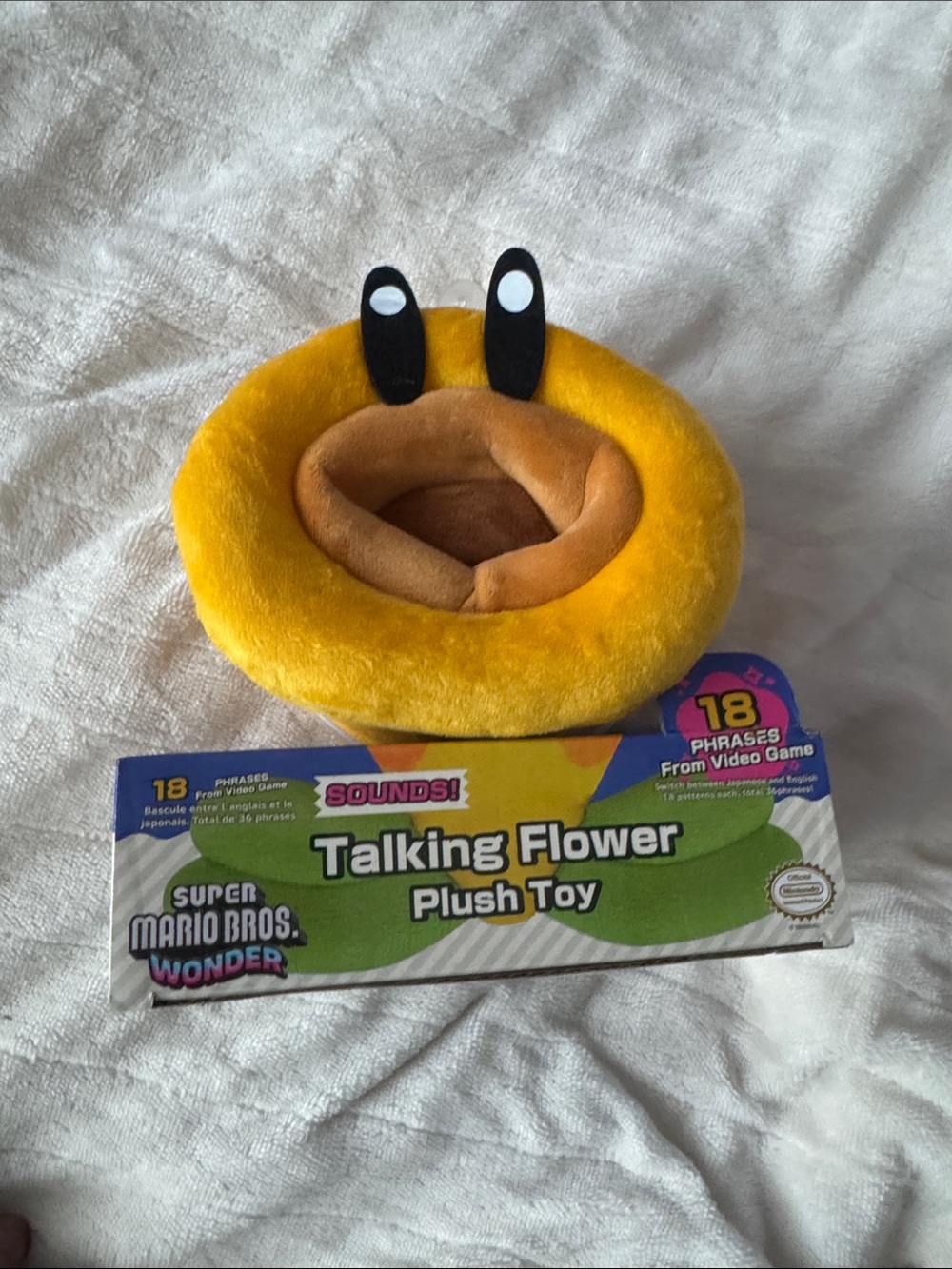 Super Mario Bros. Wonder Talking Flower Plush - Yellow